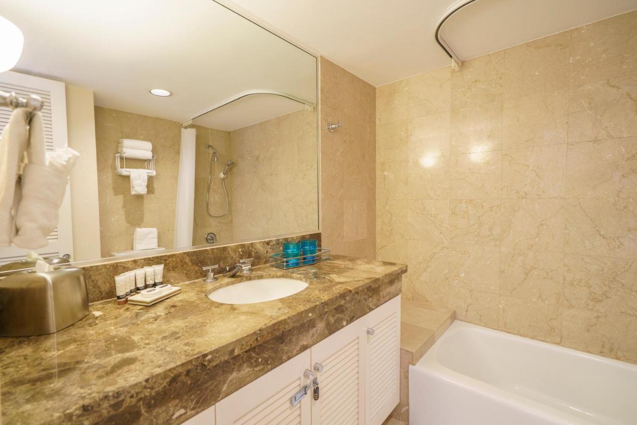 Studio Unit At The Royal Garden, In Waikiki ワイキキ・ロイヤルガーデン โฮโนลูลู ภายนอก รูปภาพ